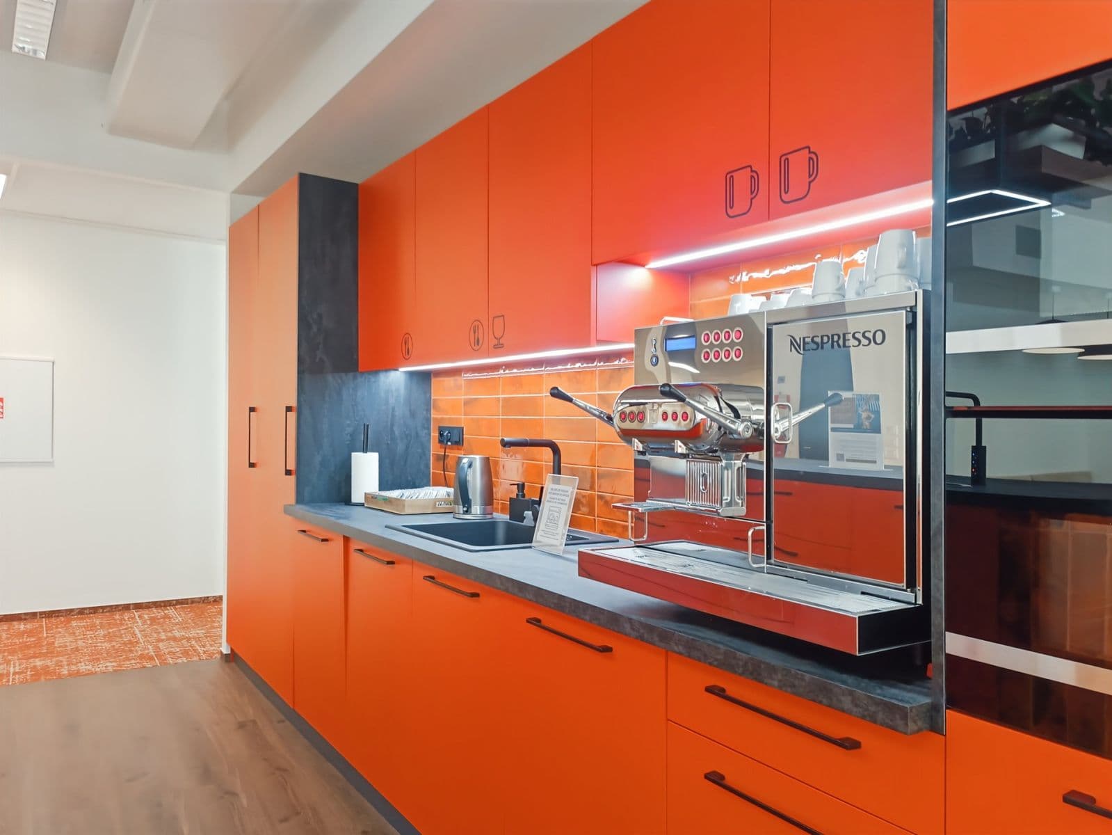 office to rent, 120 m², Lomnického, Prague, Prague office to rent, 120 m², Lomnického, Prague, Prague